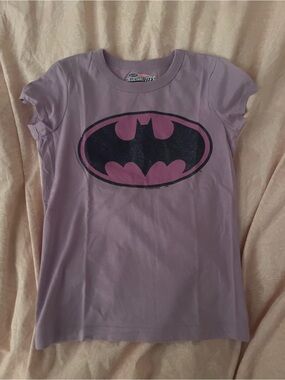 Old Navy Lavender Kids Tee with Black and Pink Batman Logo